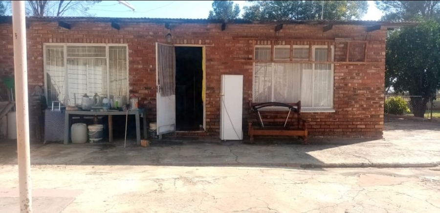 4 Bedroom Property for Sale in Dawkinsville North West